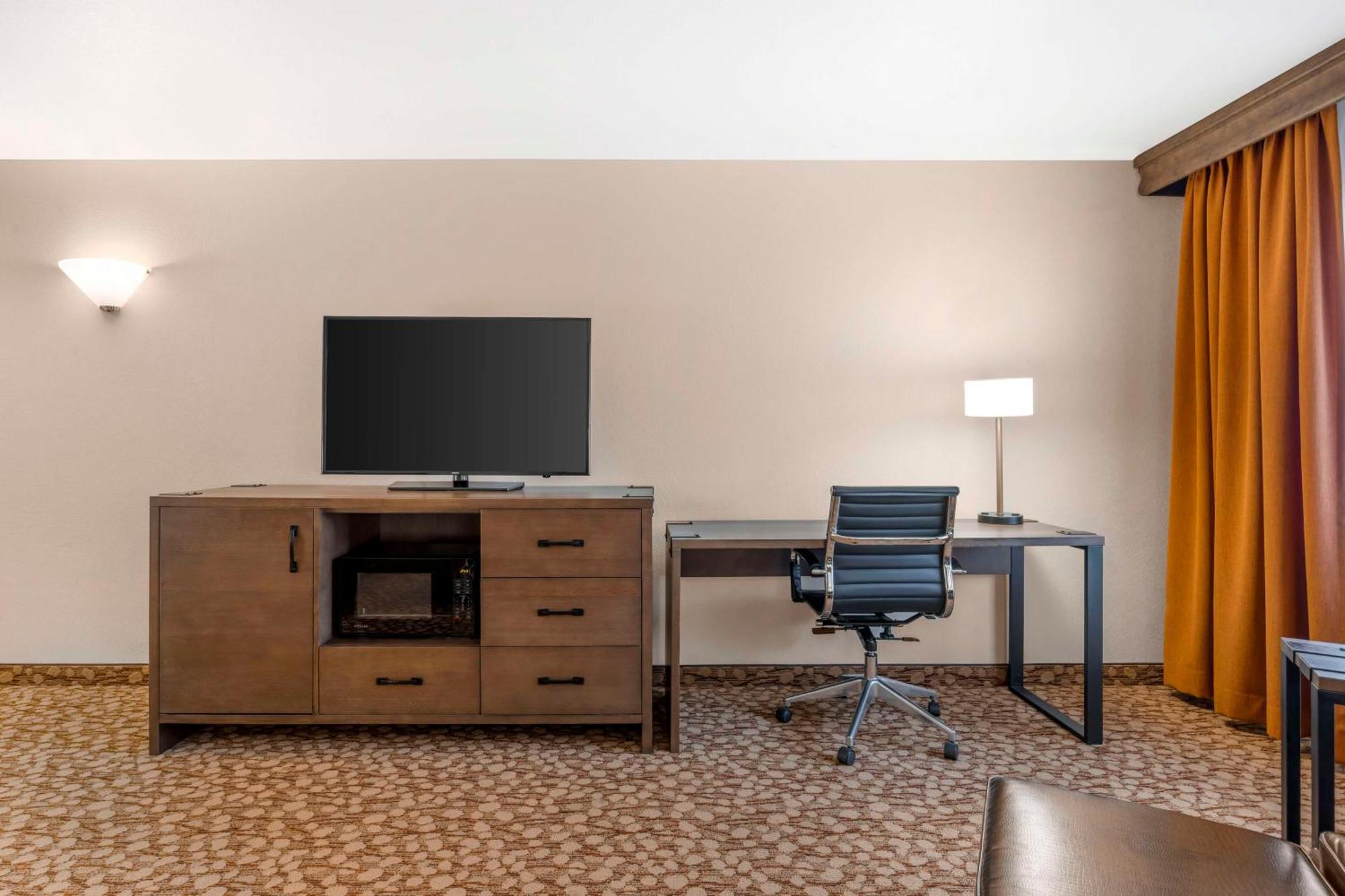 Best Western Plus Mill Creek Inn Salem Extérieur photo